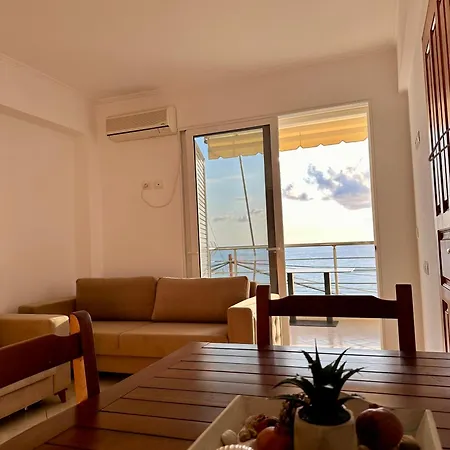 Fane'S Apartments Himare Exterior photo